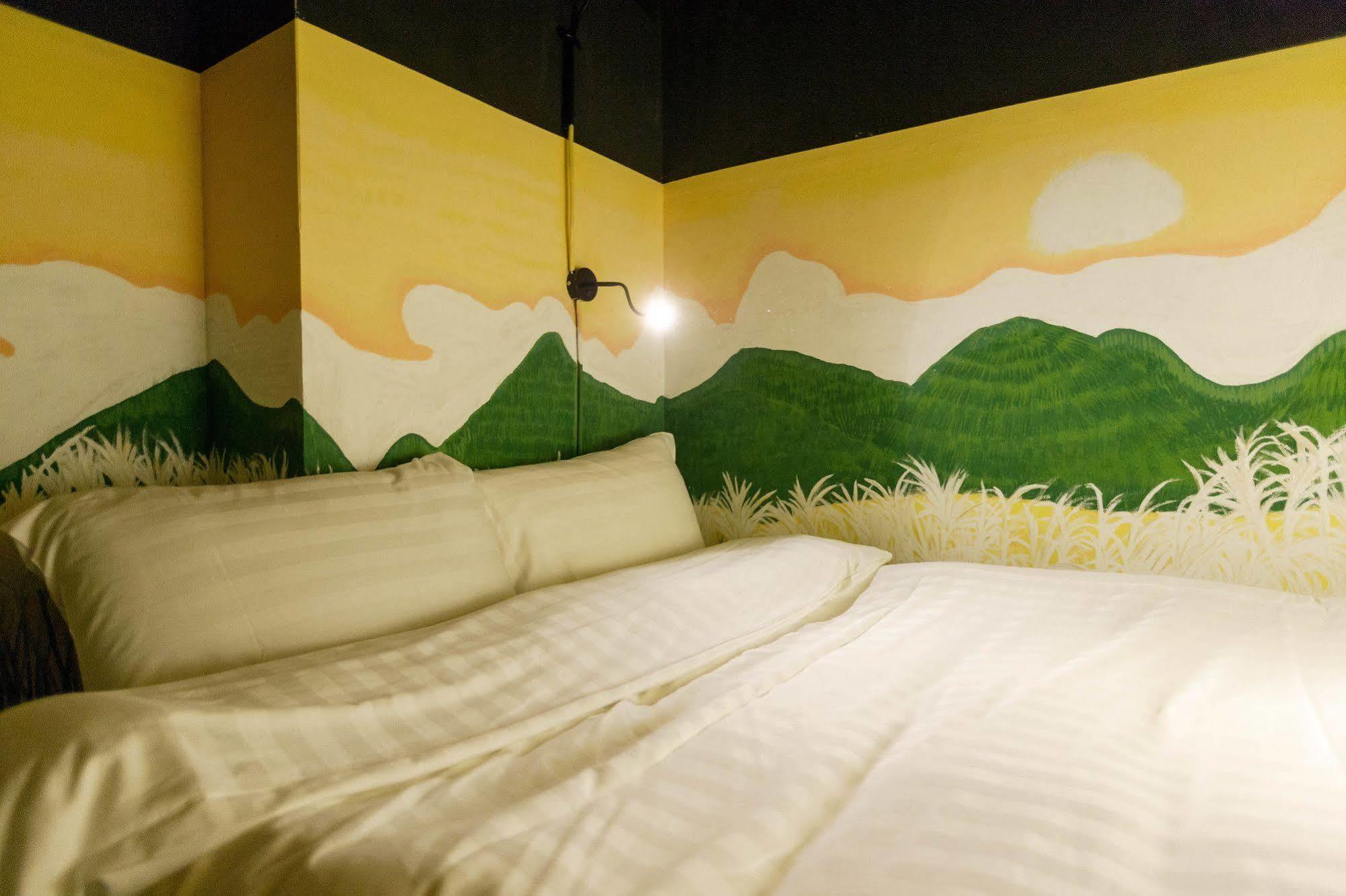 Angels Hostel Taipei Ximen Eksteriør billede